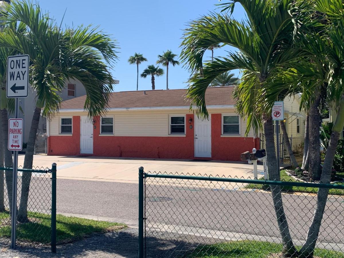 Michaels -Beachside Bungalows Сант Пит Бич Экстерьер фото