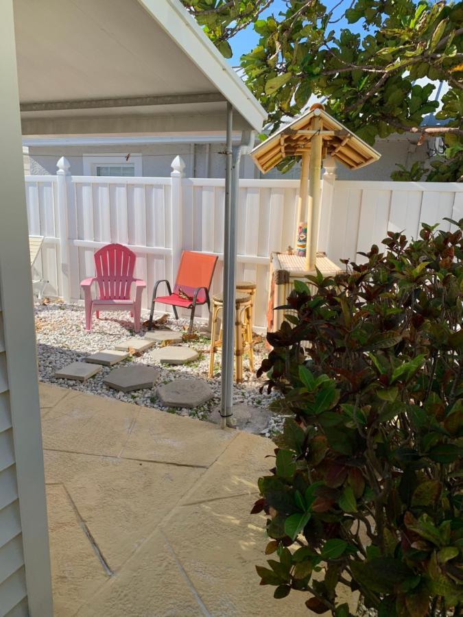 Michaels -Beachside Bungalows Сант Пит Бич Экстерьер фото