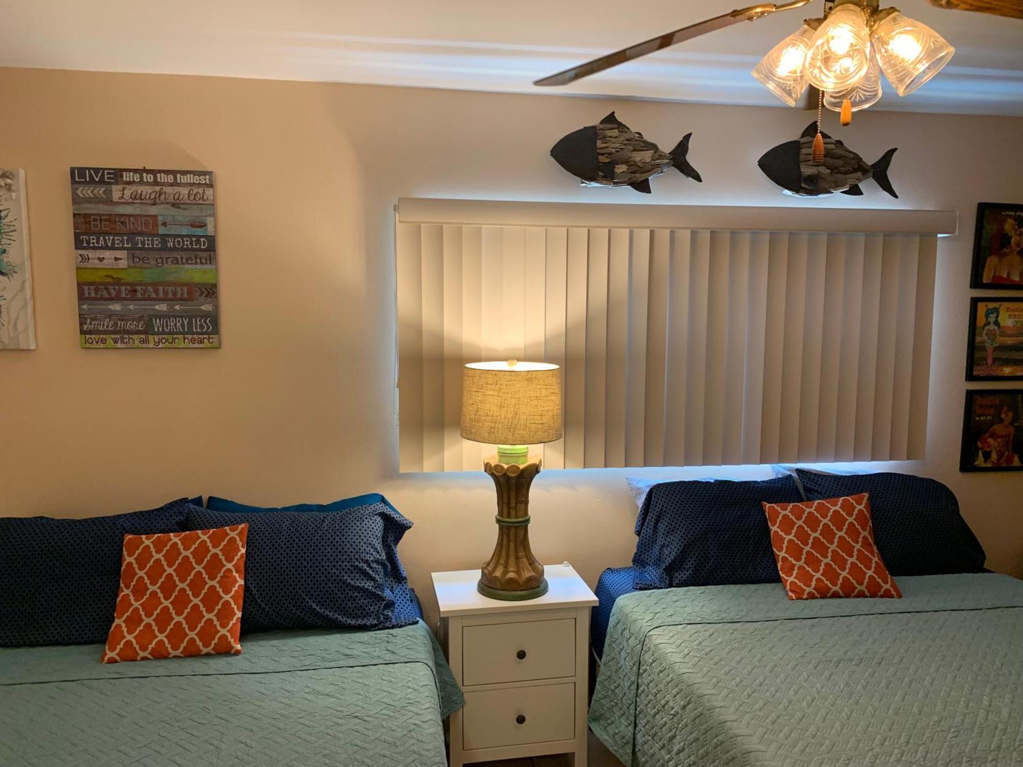 Michaels -Beachside Bungalows Сант Пит Бич Экстерьер фото